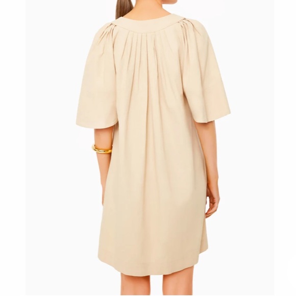 Khaki Finley Flutter Sleeve Dress
POMANDER PLACE - Picture 4 of 10